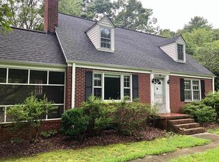 9831 Old Stage Rd, Toano, VA 23168