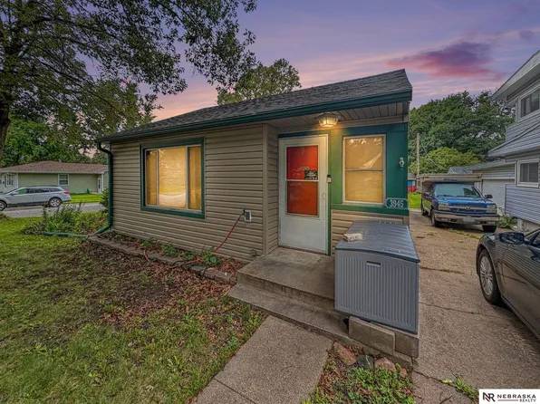 3945 S 19th St, Lincoln, NE 68502