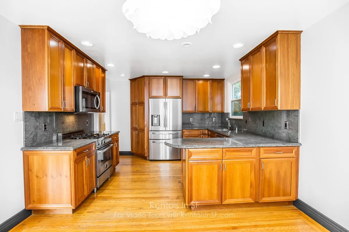 Building Photo - 22 Mountview Ct