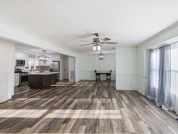 3rd image of 1328 River Rd