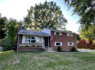 6653 Lavonne Ave NE, Canton, OH