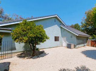 905 Meadowcrest St, Thousand Oaks, CA 91320