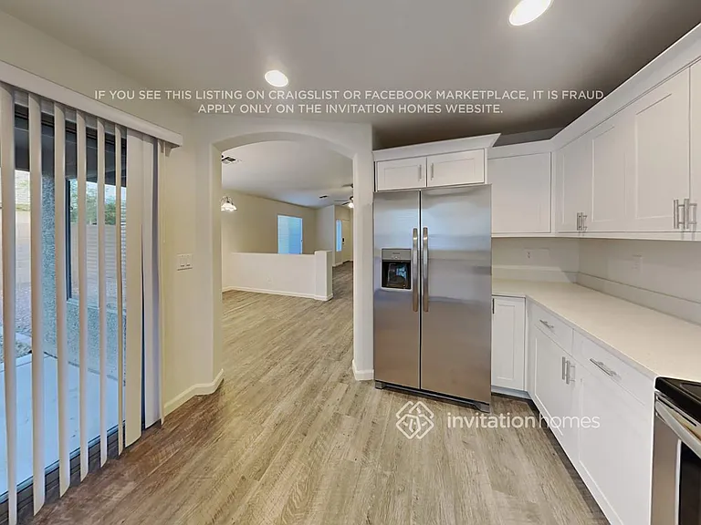 12218 W Hadley St — Photo 6