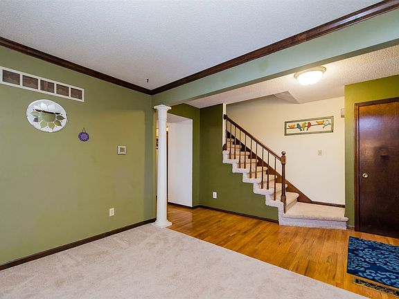 4th image of 2909 Old Willow Pl