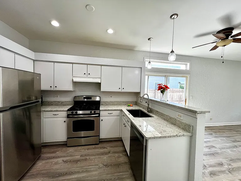 2760 Cedar Glade Dr — Photo 5