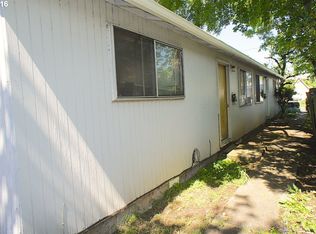 6836-6838 SE Mitchell St, Portland, OR 97206