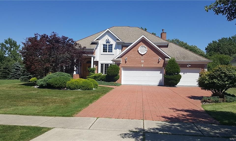 1st image of 27 Rolling Woods Ln