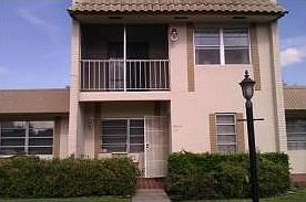 1st image of 301 Bonaventure Blvd APT 11
