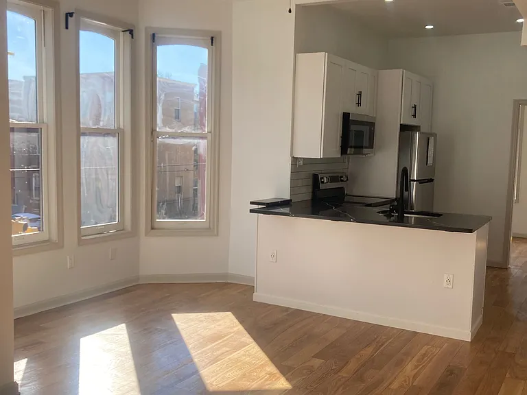 1901 Diamond St #2 — Photo 4