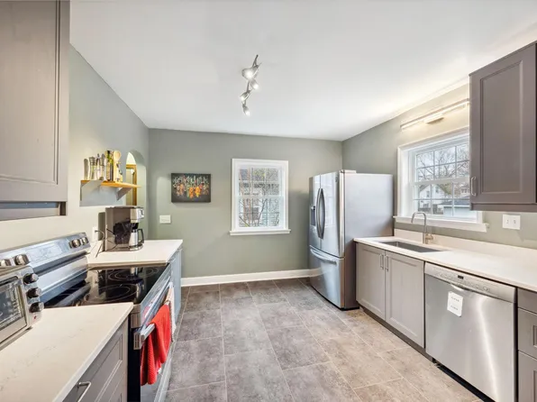 4007 Dupont Ave N, Minneapolis, MN 55412