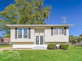 1867 Don Donna Dr, Florissant, MO