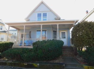 7 Summer St, Attleboro, MA 02703