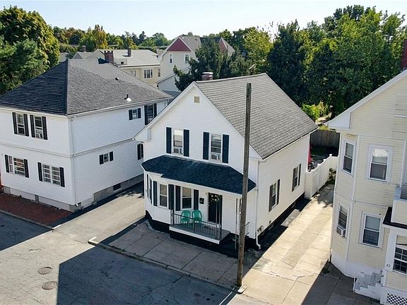 3rd image of 51 Barrows St