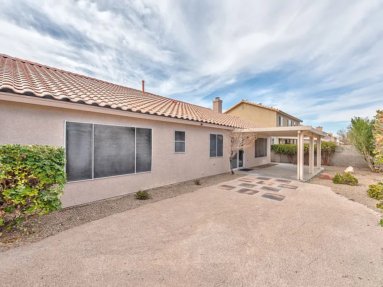 8880 Wallaby Ln — Photo 15