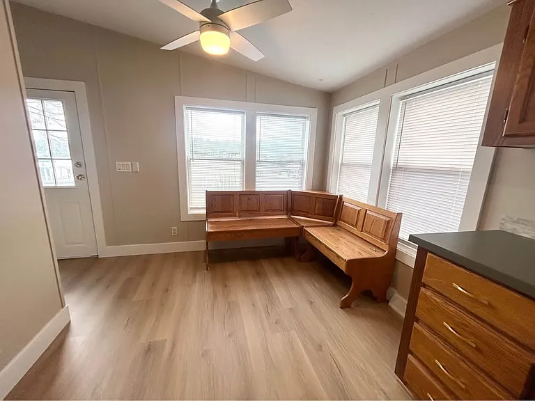 852 Charles Rd — Photo 40