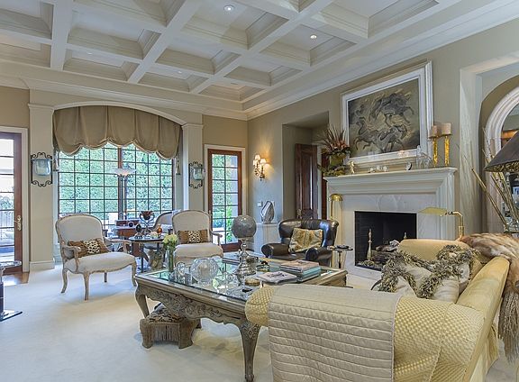 5th image of 8718 SE Porter Cir