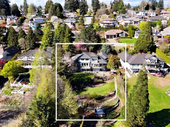 16498 77th Ave, Surrey, BC V4N 0L5