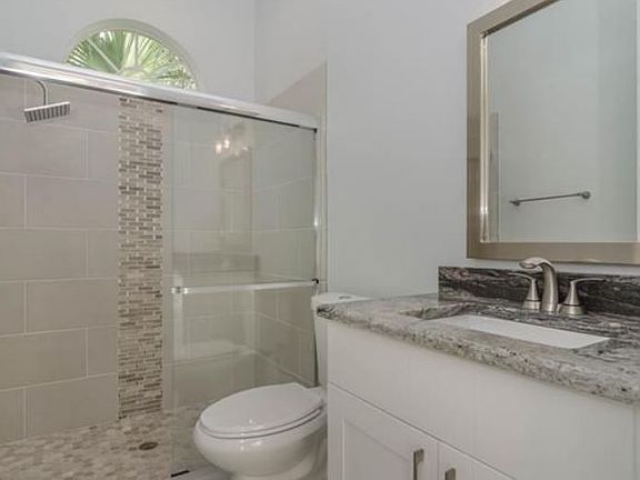4th image of 6125 Highwood Park Ln
