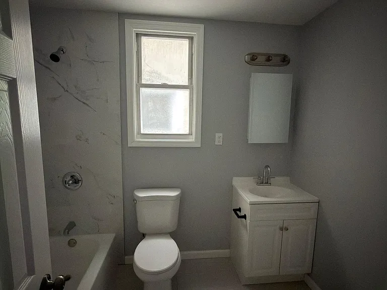 54 9th Ave #2 — Photo 10