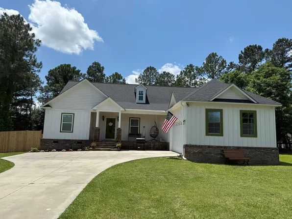 914 46th St E, Tifton, GA 31794