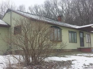 5660 W Bluewater Hwy, Saranac, MI 48881