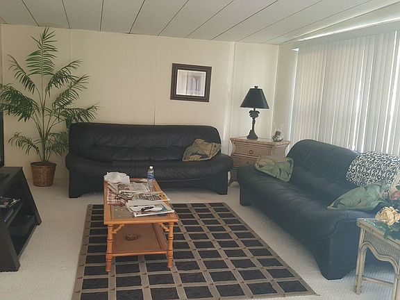 Spacious open living room