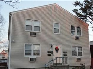 392 Lexington Ave APT A, Bridgeport, CT 06604