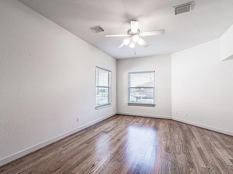 403 Harborside Way — Photo 34