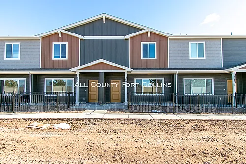 3602 Ronald Reagan Ave Photo 1