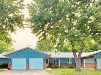 405 S Apple St, Shickley, NE, 68436