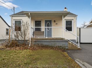 25 Coventry St, Saint Catharines, ON L2R 2X6