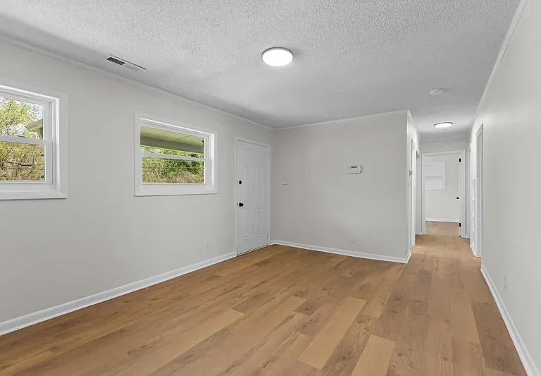 2308 Elbon Dr — Photo 7
