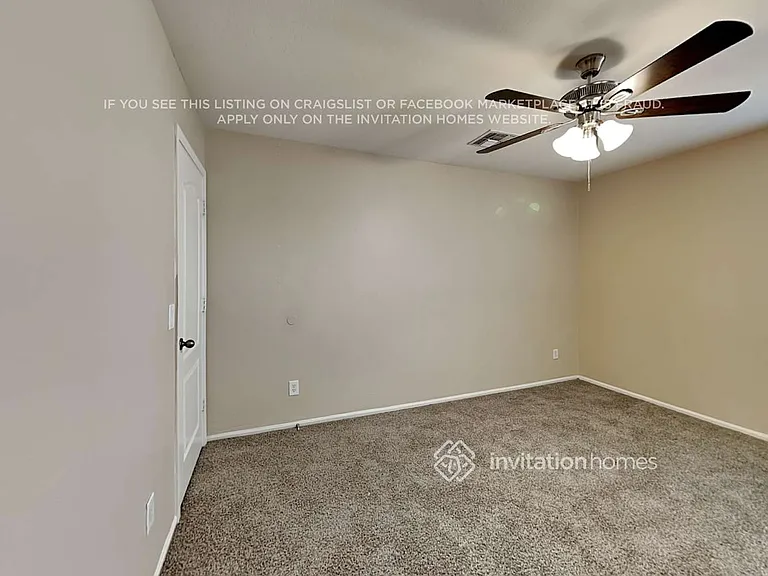 10410 W Illini St — Photo 13