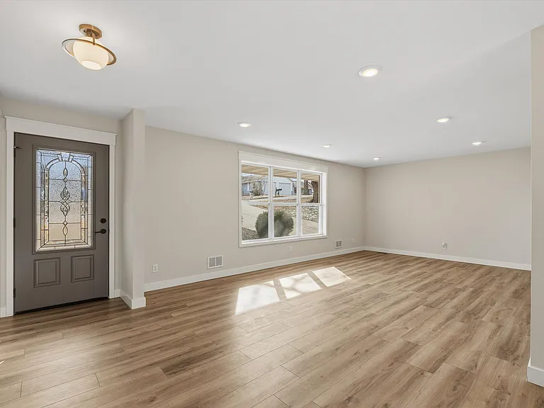 1329 Vista Campo — Photo 8