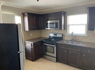2406 Lucinda St, Houston, TX 77004