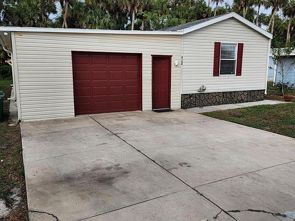 2nd image of 4168 Gatewood St