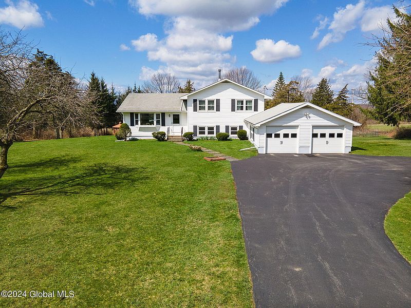 2nd image of 345 Colby Road