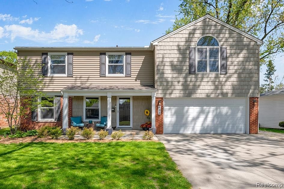1st image of 693 Langley Blvd