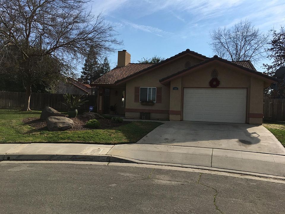 1st image of 1587 E Lester Ave