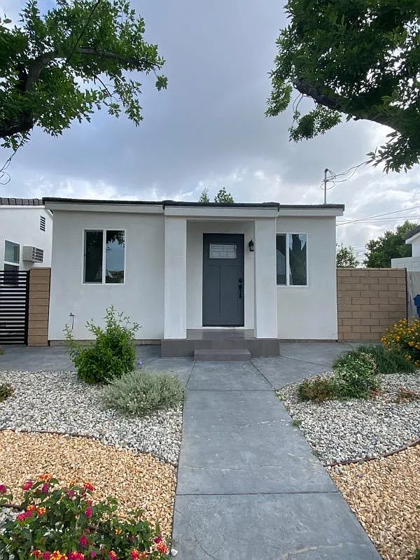 1 bed, 650 sqft, $2,250 — Photo 1
