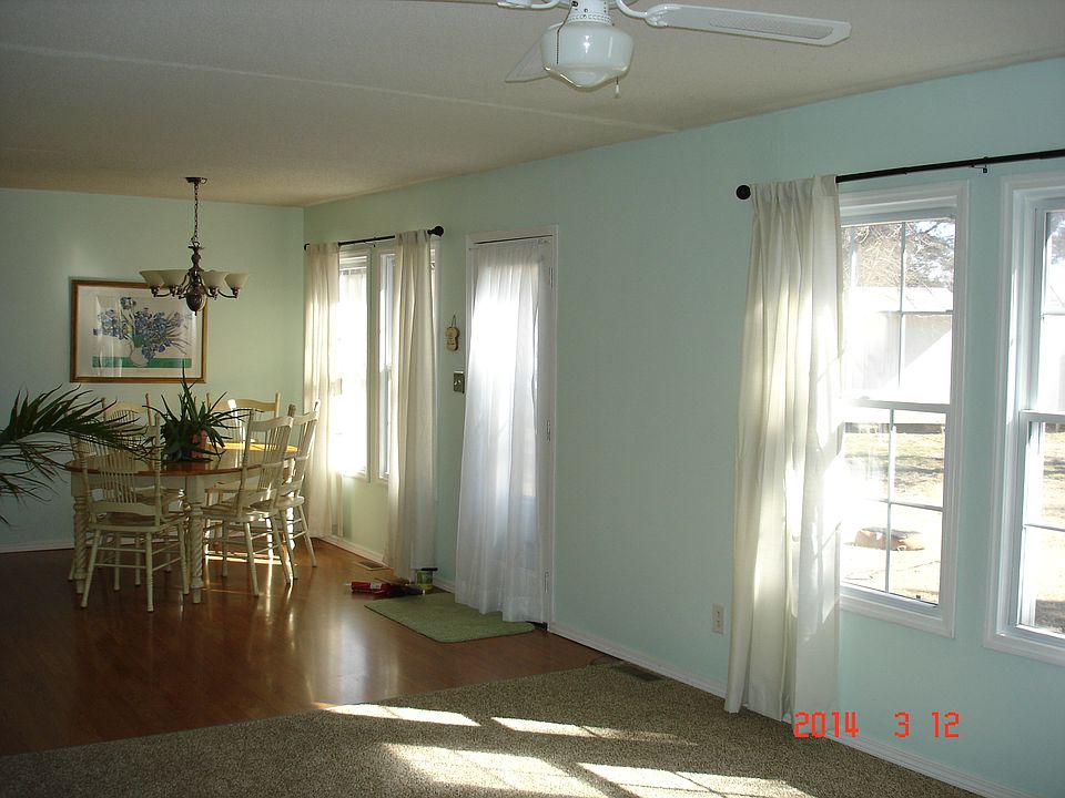 1st image of 1004 Cloverdale Dr