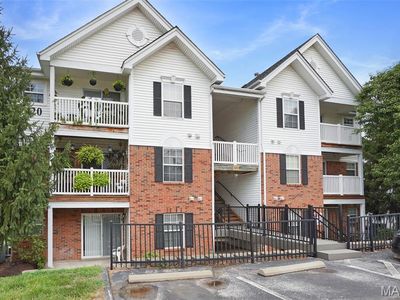420 Benton Dr APT D, Saint Peters, MO, 63376