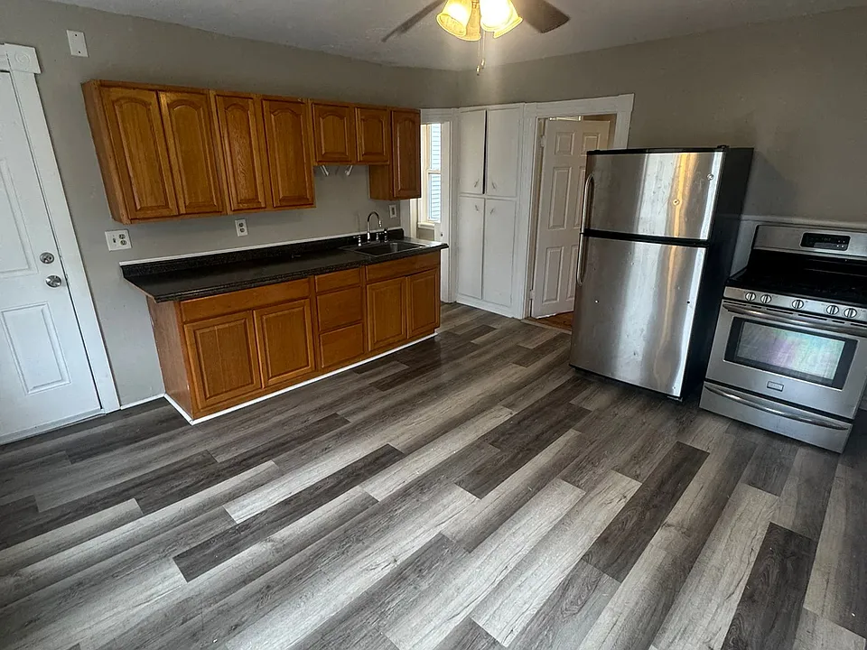 337 3rd Ave #2L