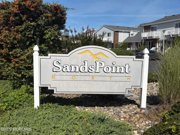 25 Meadow Ave Unit 50, Monmouth Beach, NJ 07750