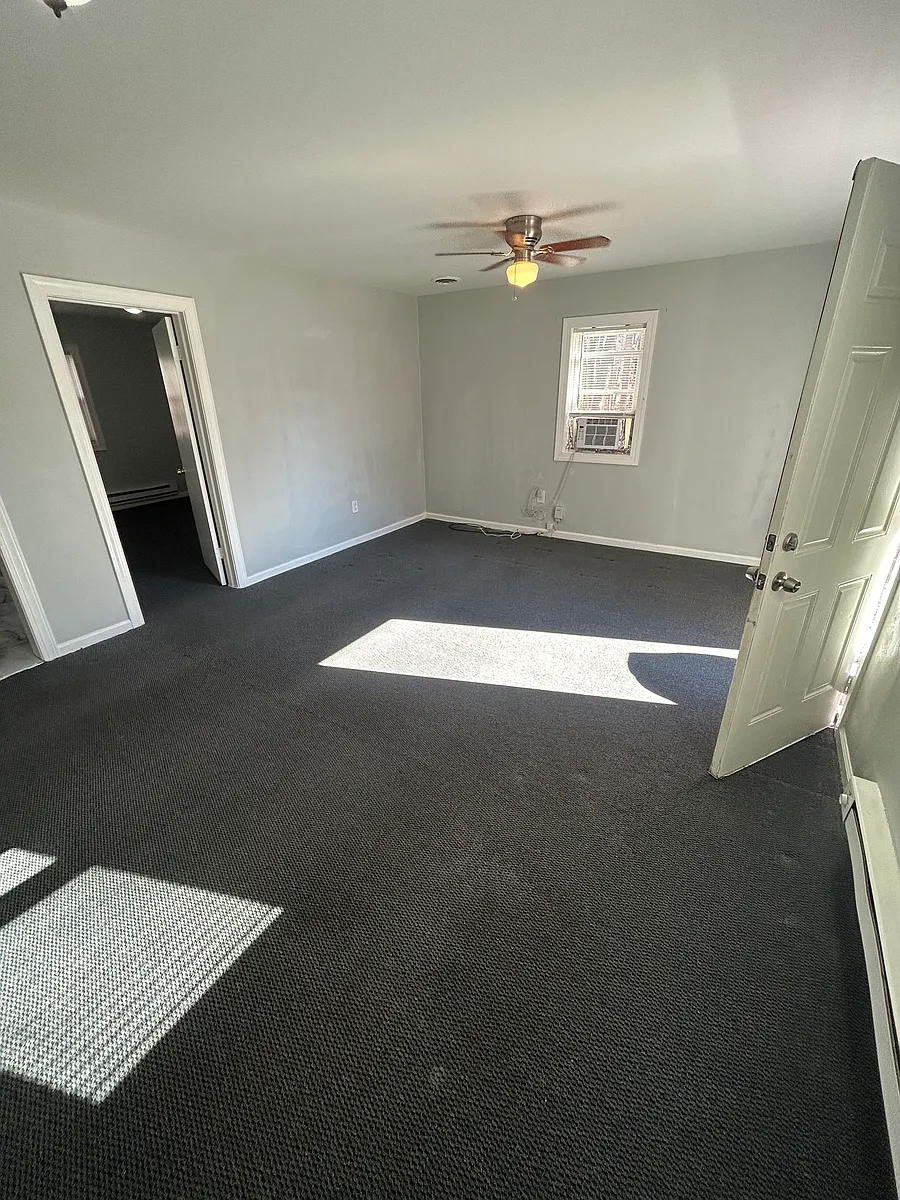 Building Photo - 18200 Graham Ct #69