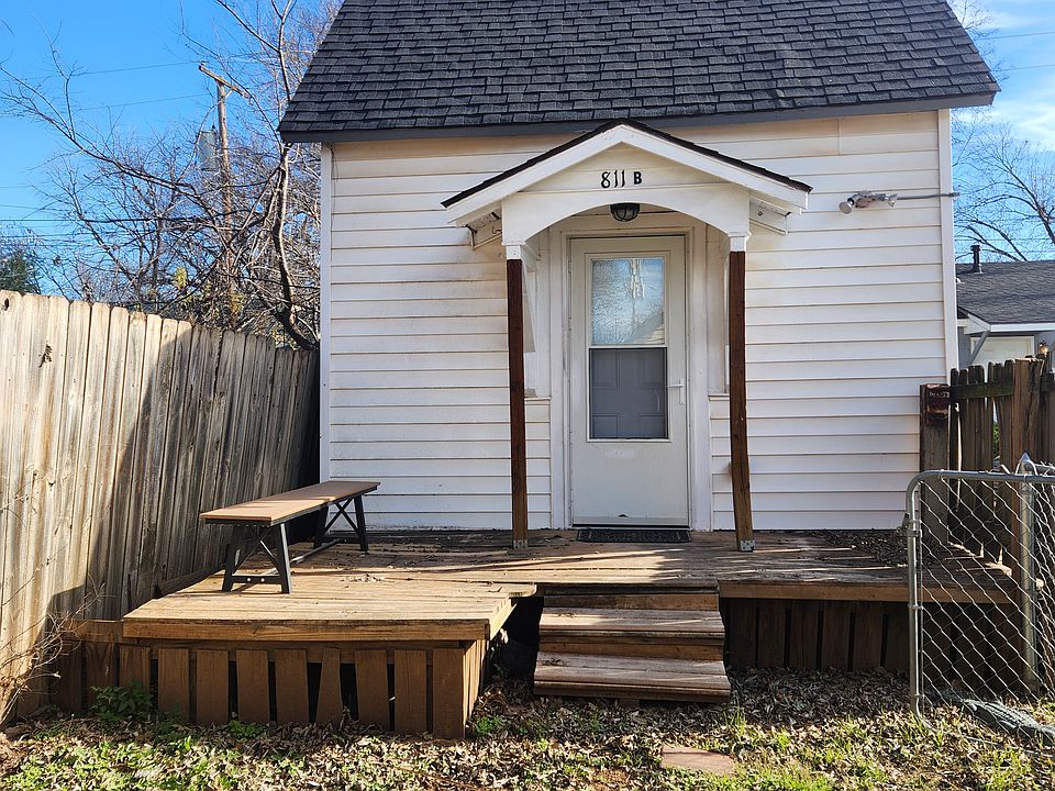1st image of 811 S Knoblock St #B