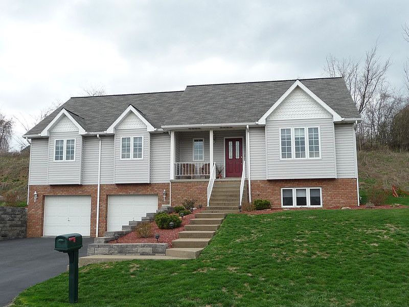 1st image of 26 Surrey Dr
