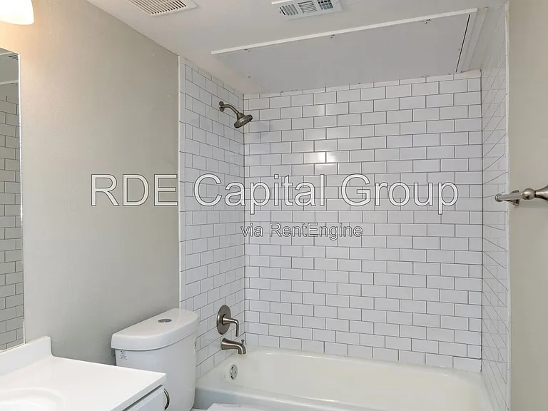 8045 W Elizabeth Ln #222 — Photo 13
