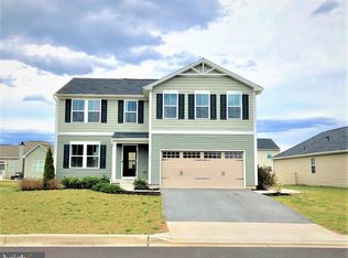 291 Shrewsbury Dr, Martinsburg, WV 25405