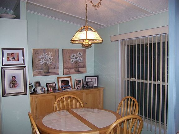 3rd image of 236 Fawn Cir